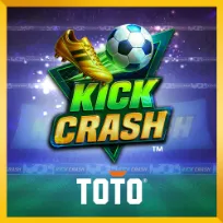 Kick Crash-logo met gouden voetbalschoen en voetbal boven het TOTO-logo.